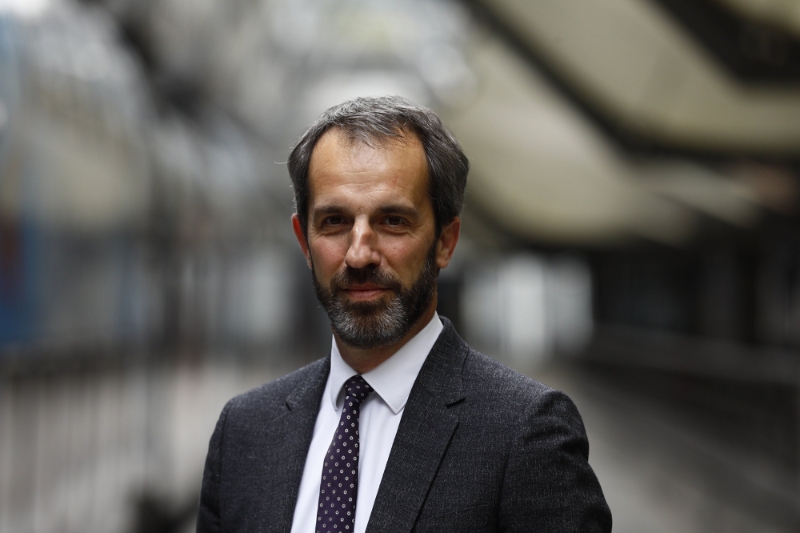 A la tête de SNCF Voyageurs, Christophe Fanichet doit répondre à l'ouverture des marchés ferroviaires.