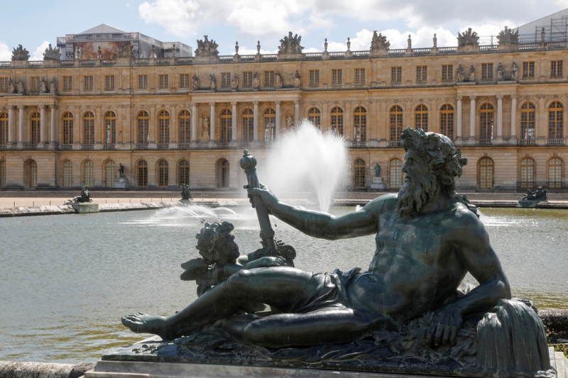 Le Château de Versailles.