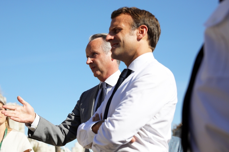 Jean d'Haussonville, directeur général du domaine de Chambord, en compagnie du président de la République Emmanuel Macron en juillet 2020.